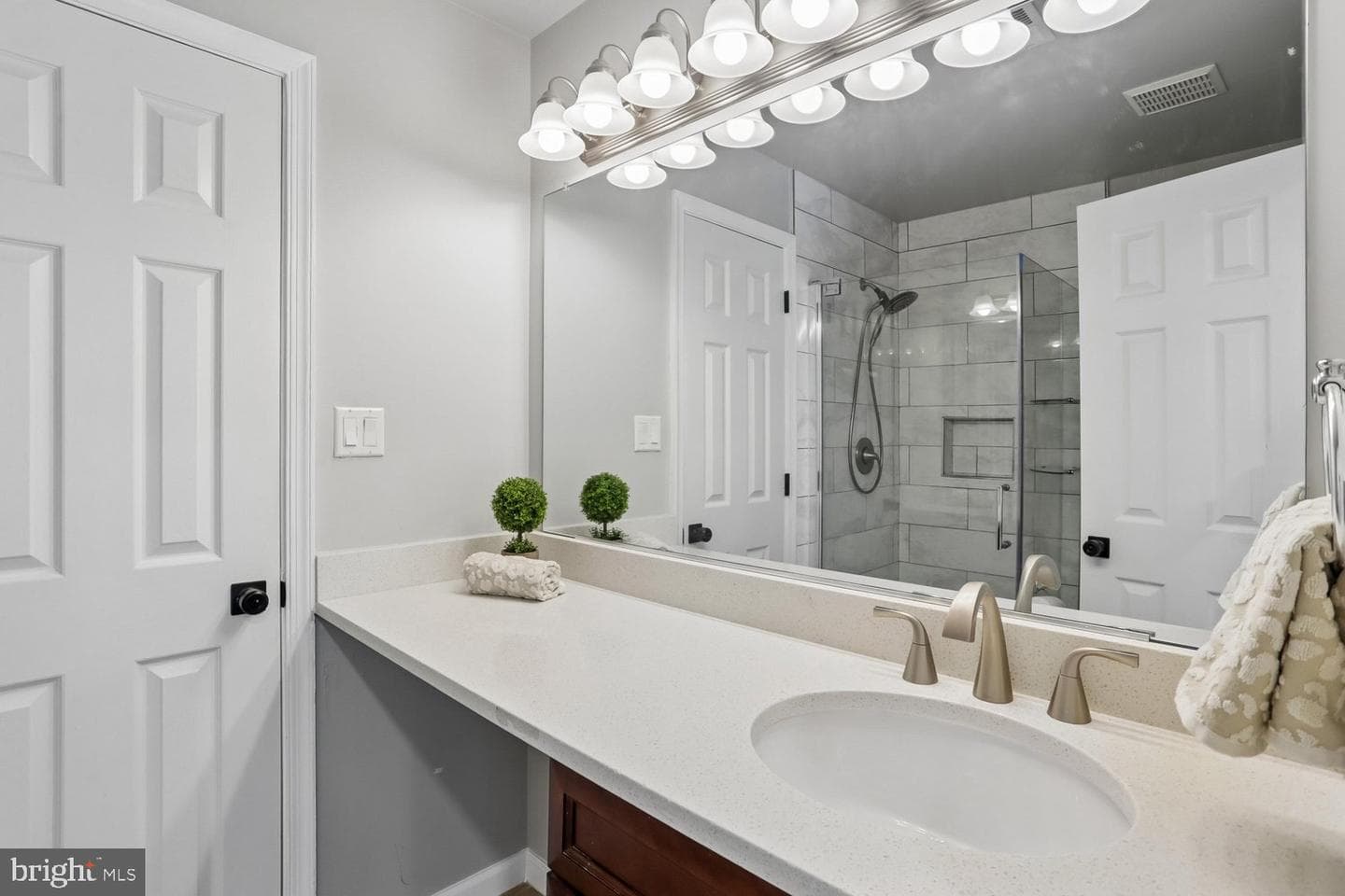 20408 Shore Harbour Drive #5-M photo 40