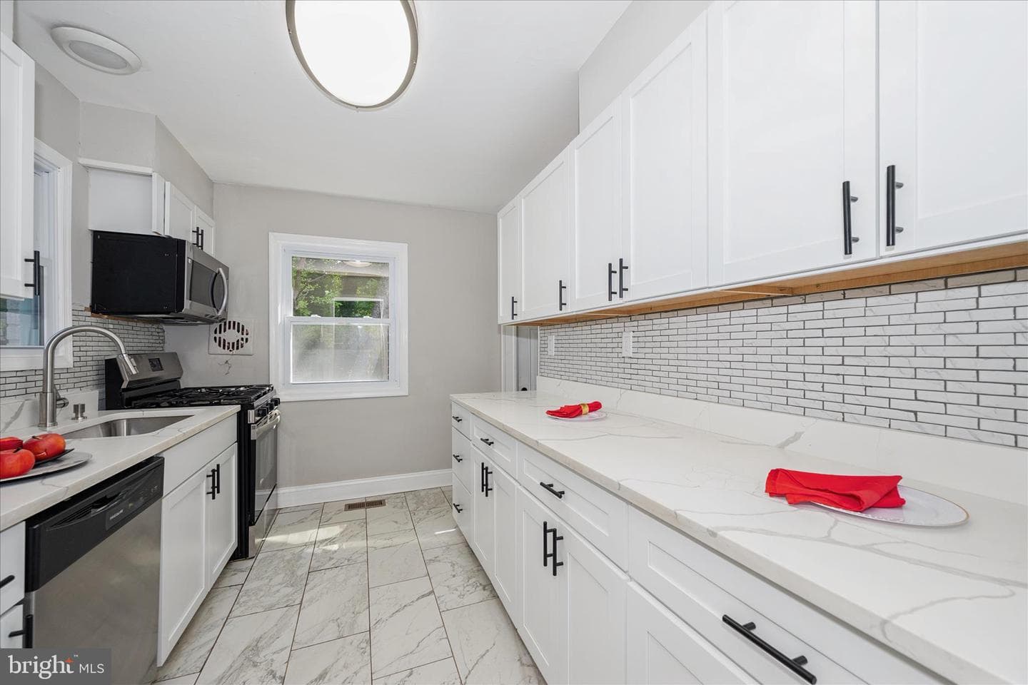 10607 Lilac Place photo 11