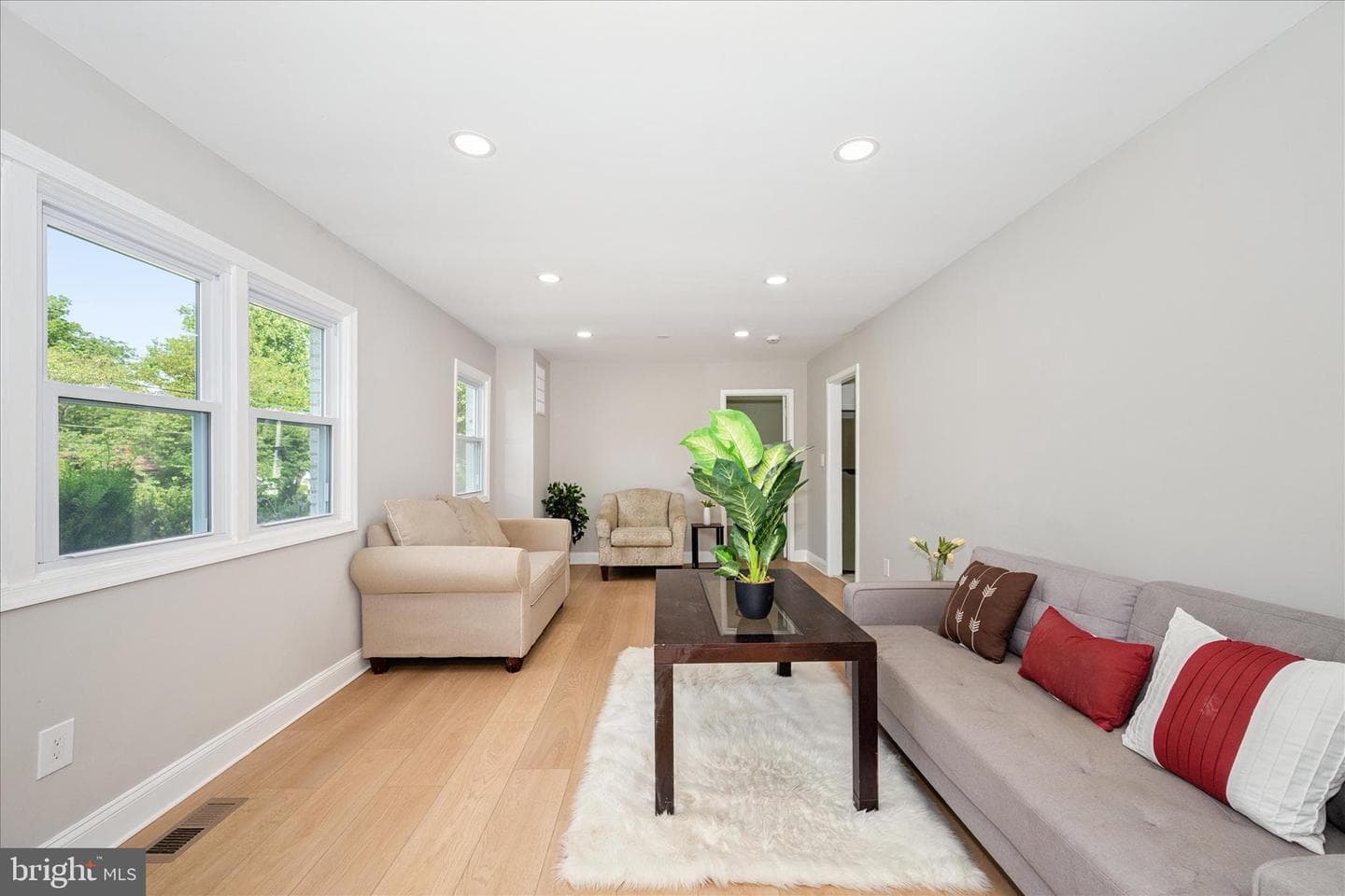 10607 Lilac Place photo 5