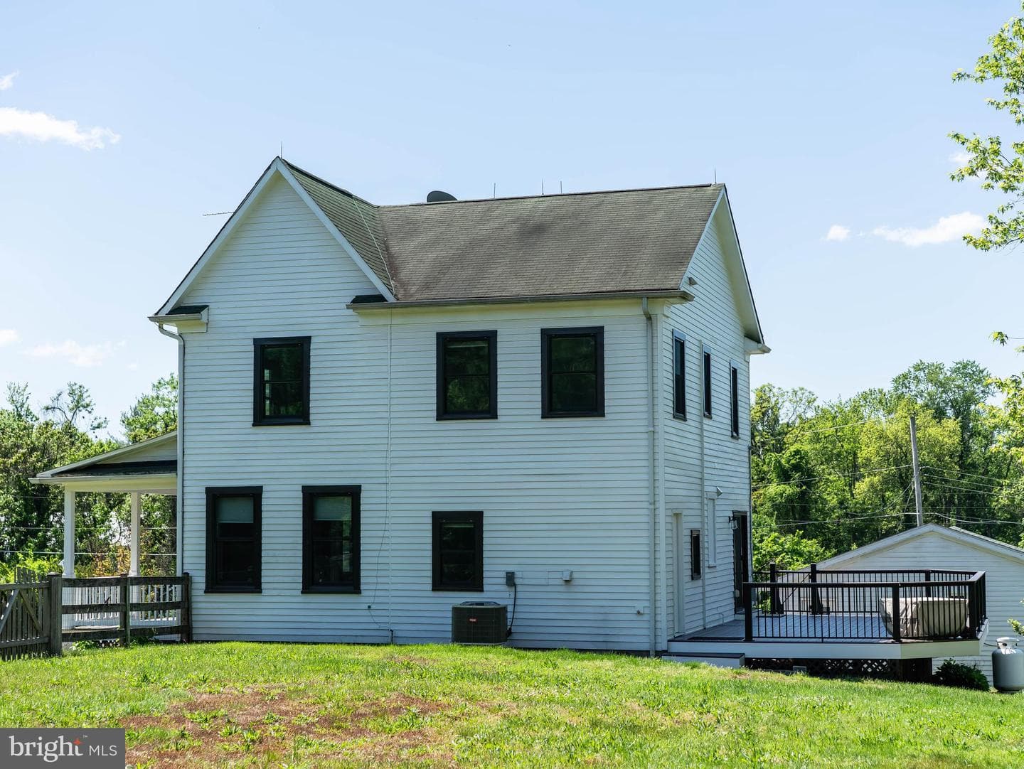 22310 Dickerson Road photo 14