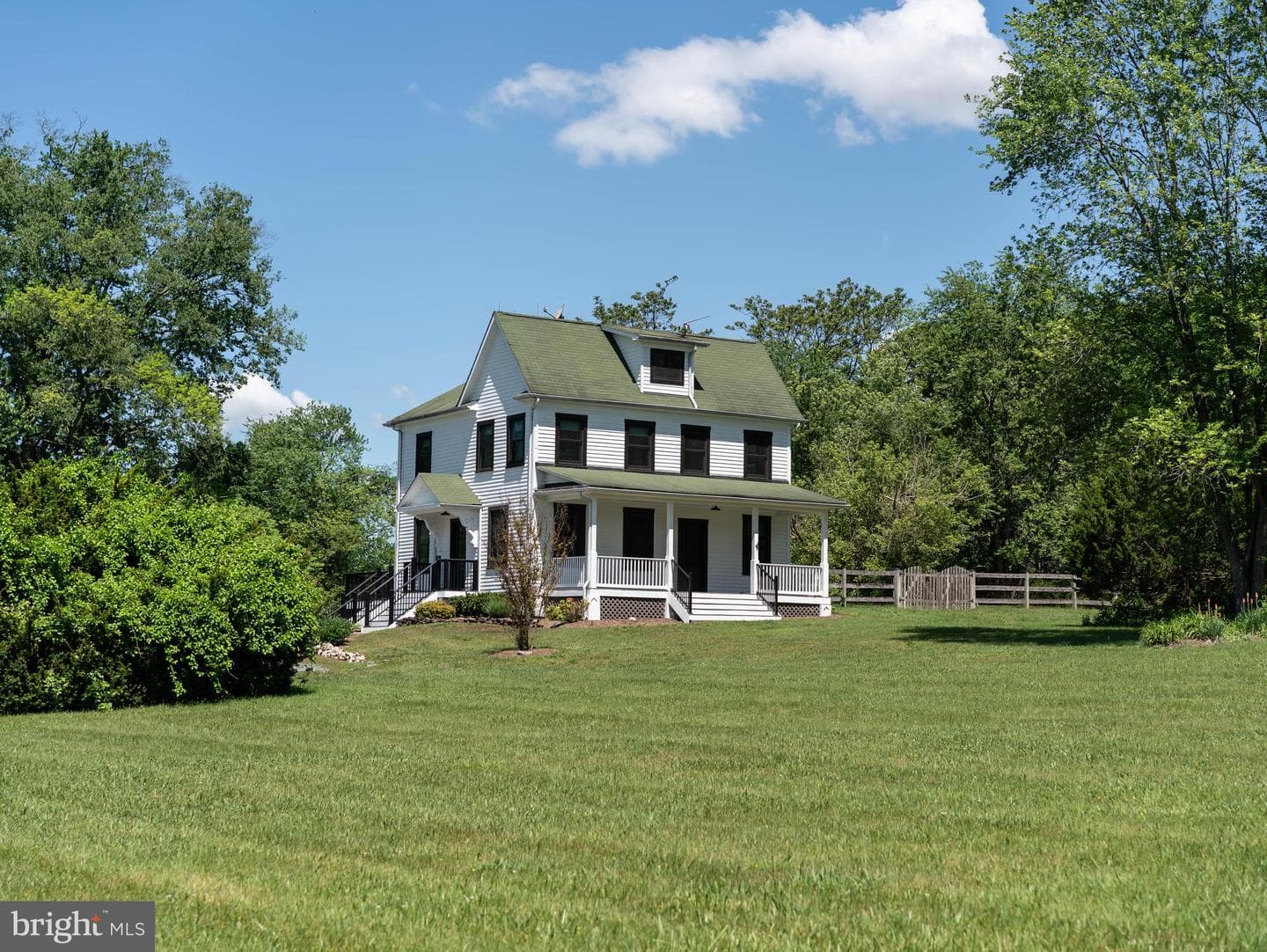 22310 Dickerson Road photo 4