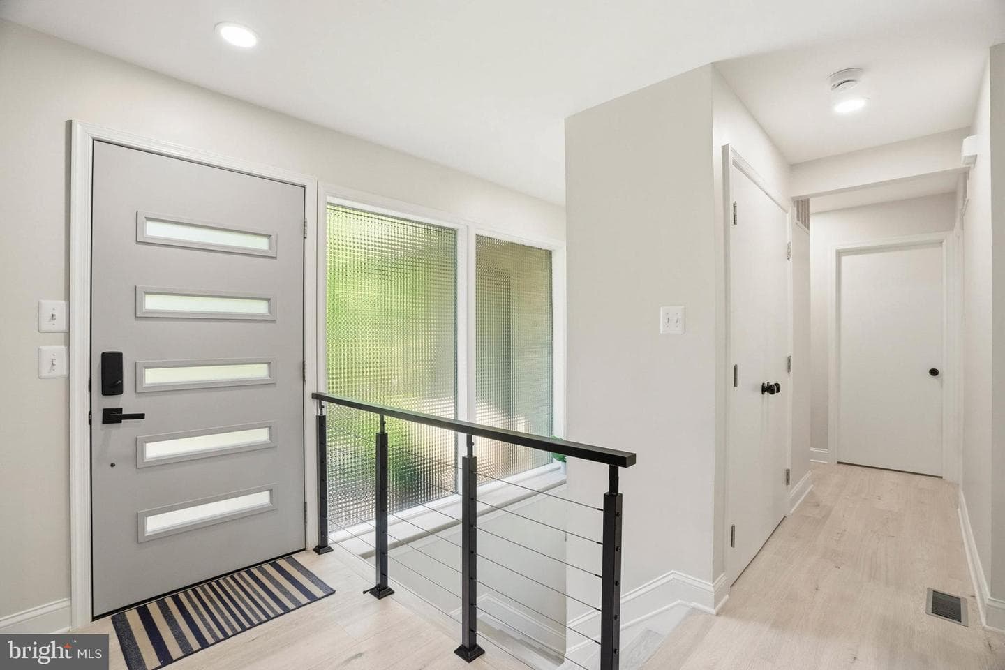 14513 Woodcrest Drive photo 4