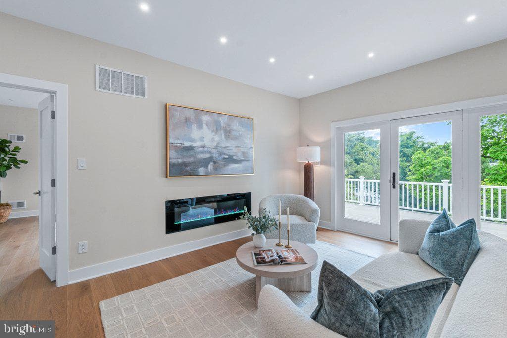6002 Onondaga Road photo 28