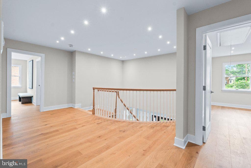 6002 Onondaga Road photo 34