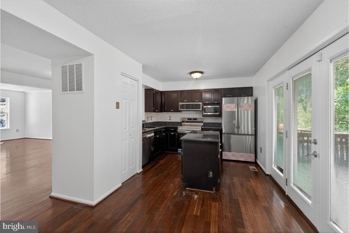 11348 Baroque Road photo 8