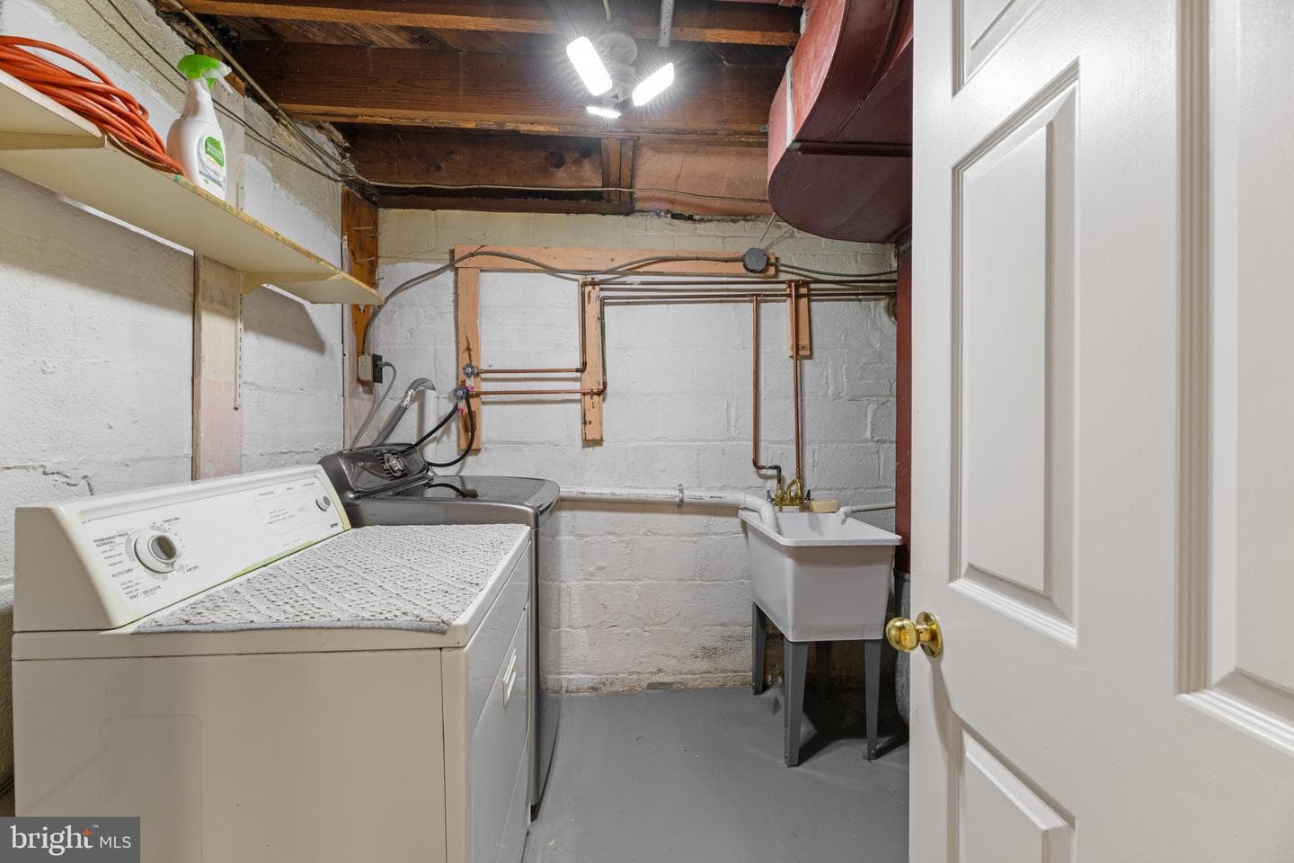 10205 Douglas Avenue photo 22