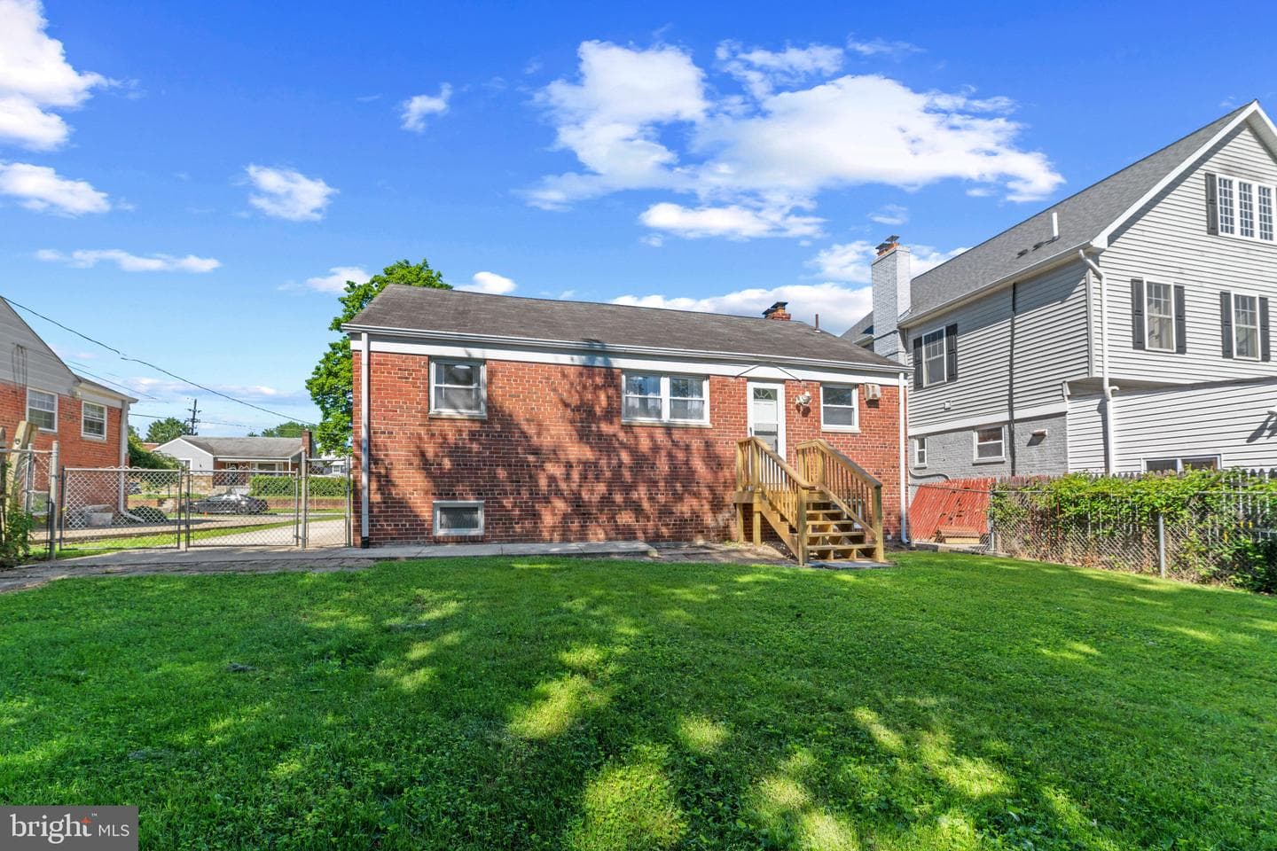 10205 Douglas Avenue photo 29