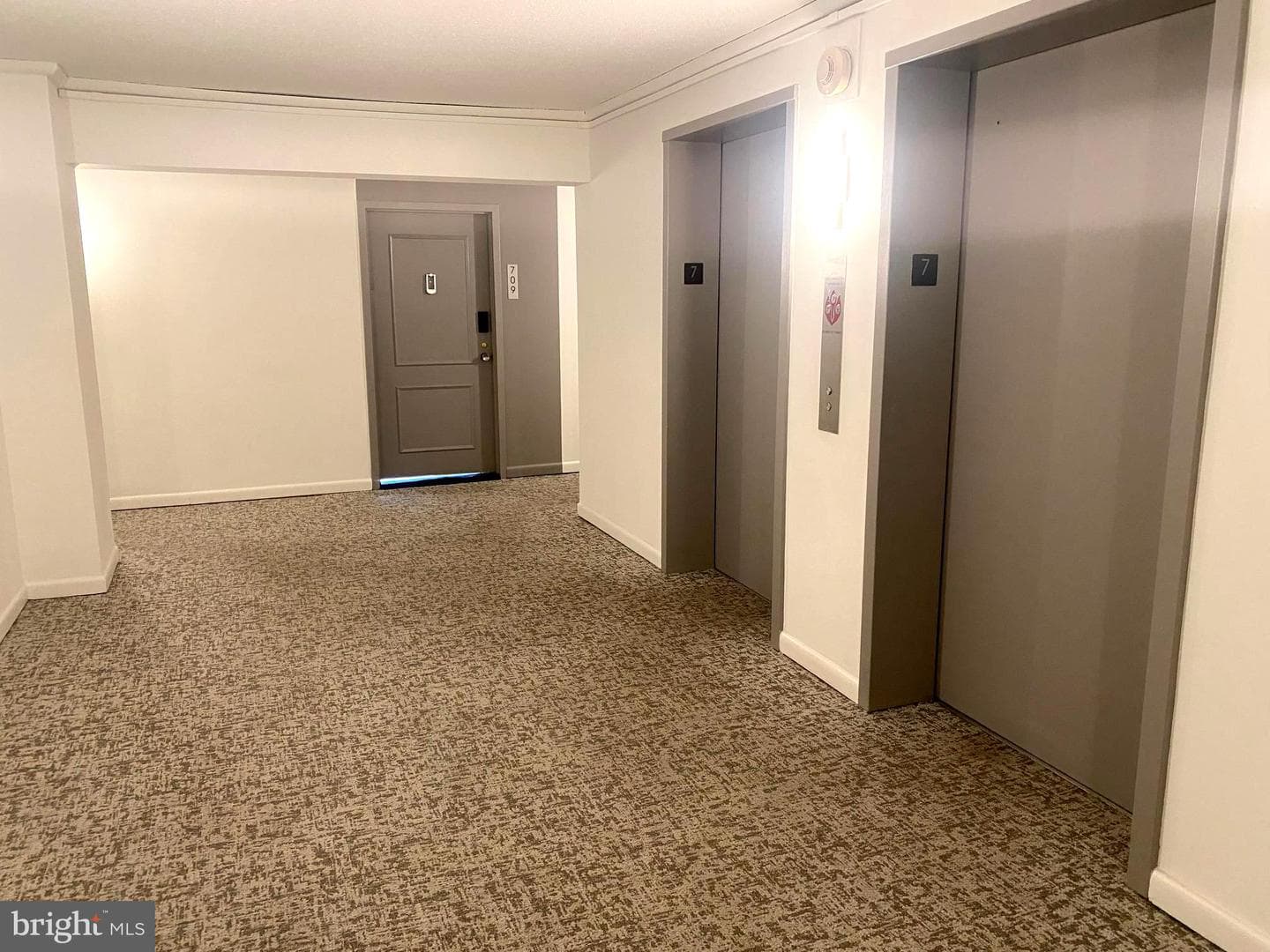 118 Monroe Street #709 photo 30