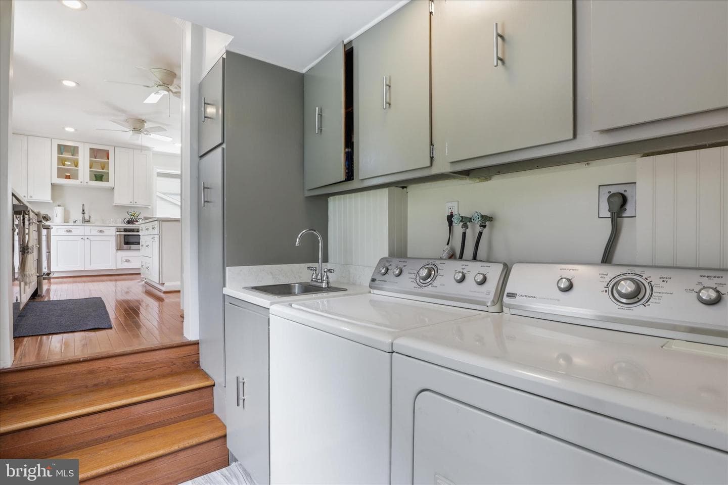 6939 Wick Lane photo 13