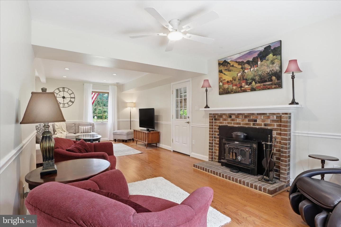6939 Wick Lane photo 14