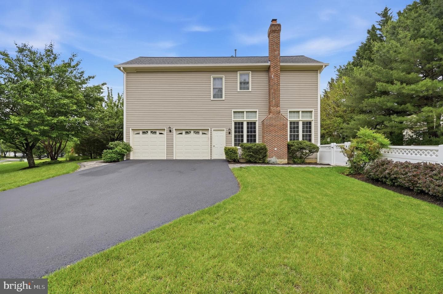 5019 Tothill photo 25