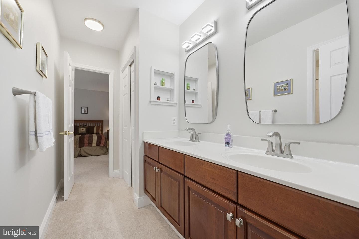 5019 Tothill photo 41