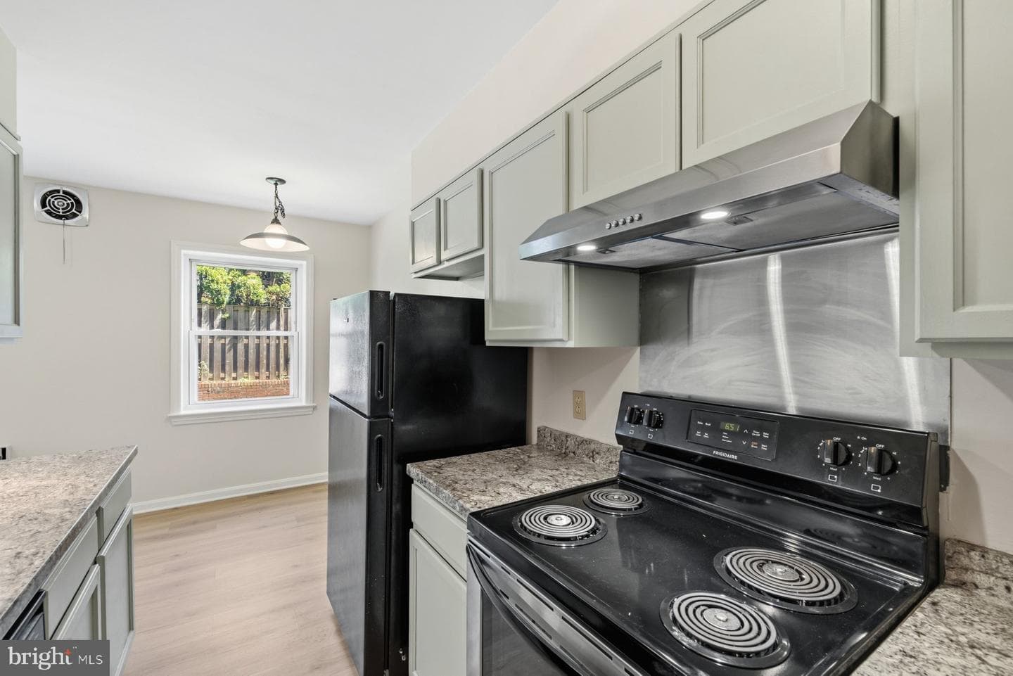 4803 Wellington Drive #102 photo 10
