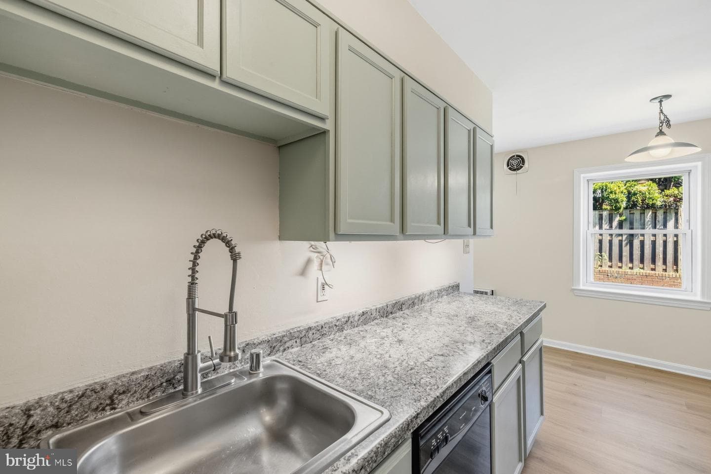 4803 Wellington Drive #102 photo 11