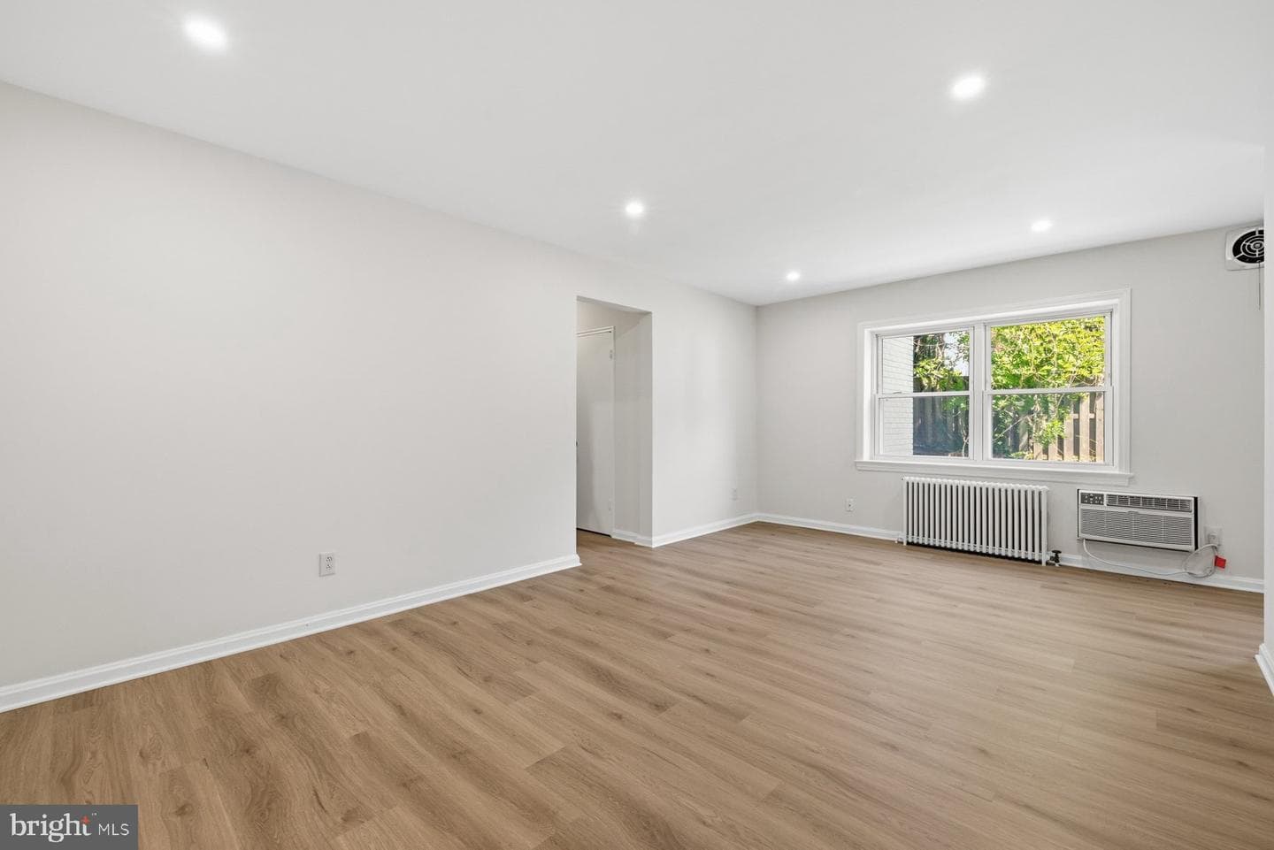 4803 Wellington Drive #102, Chevy Chase