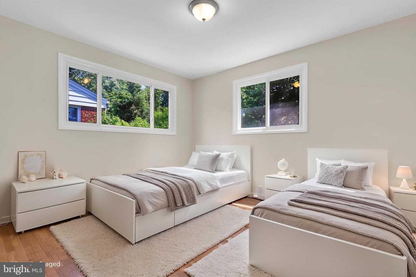 10307 Insley Street photo 14