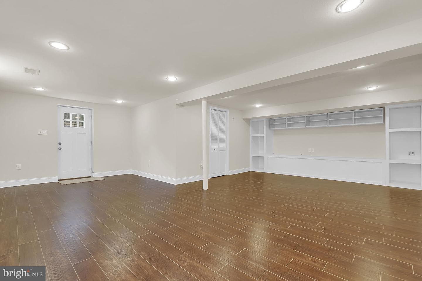 10307 Insley Street photo 21