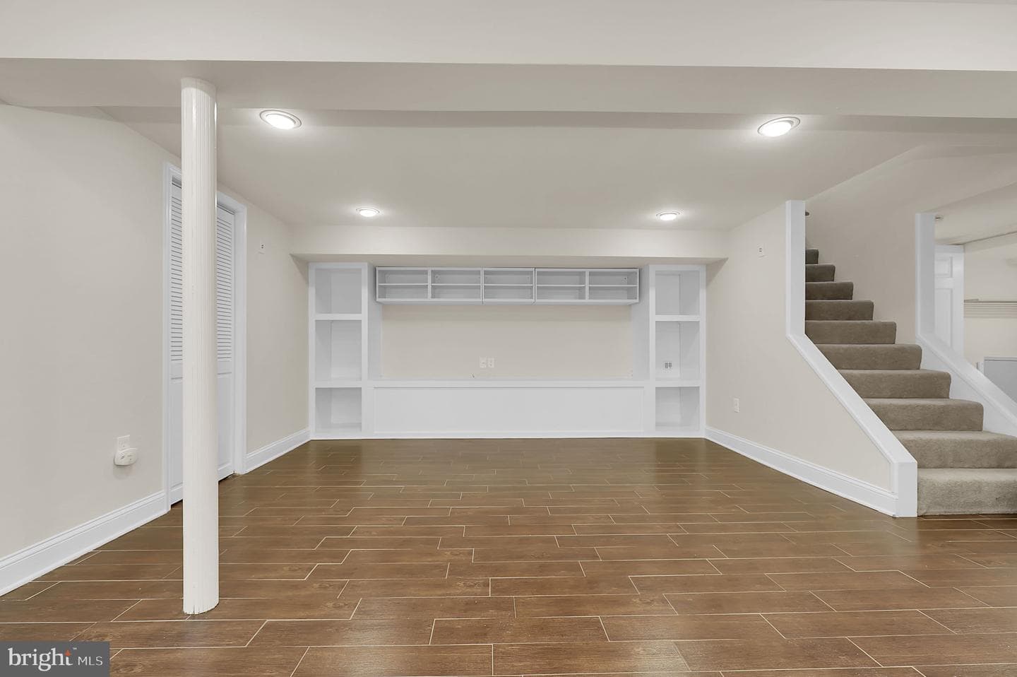10307 Insley Street photo 23