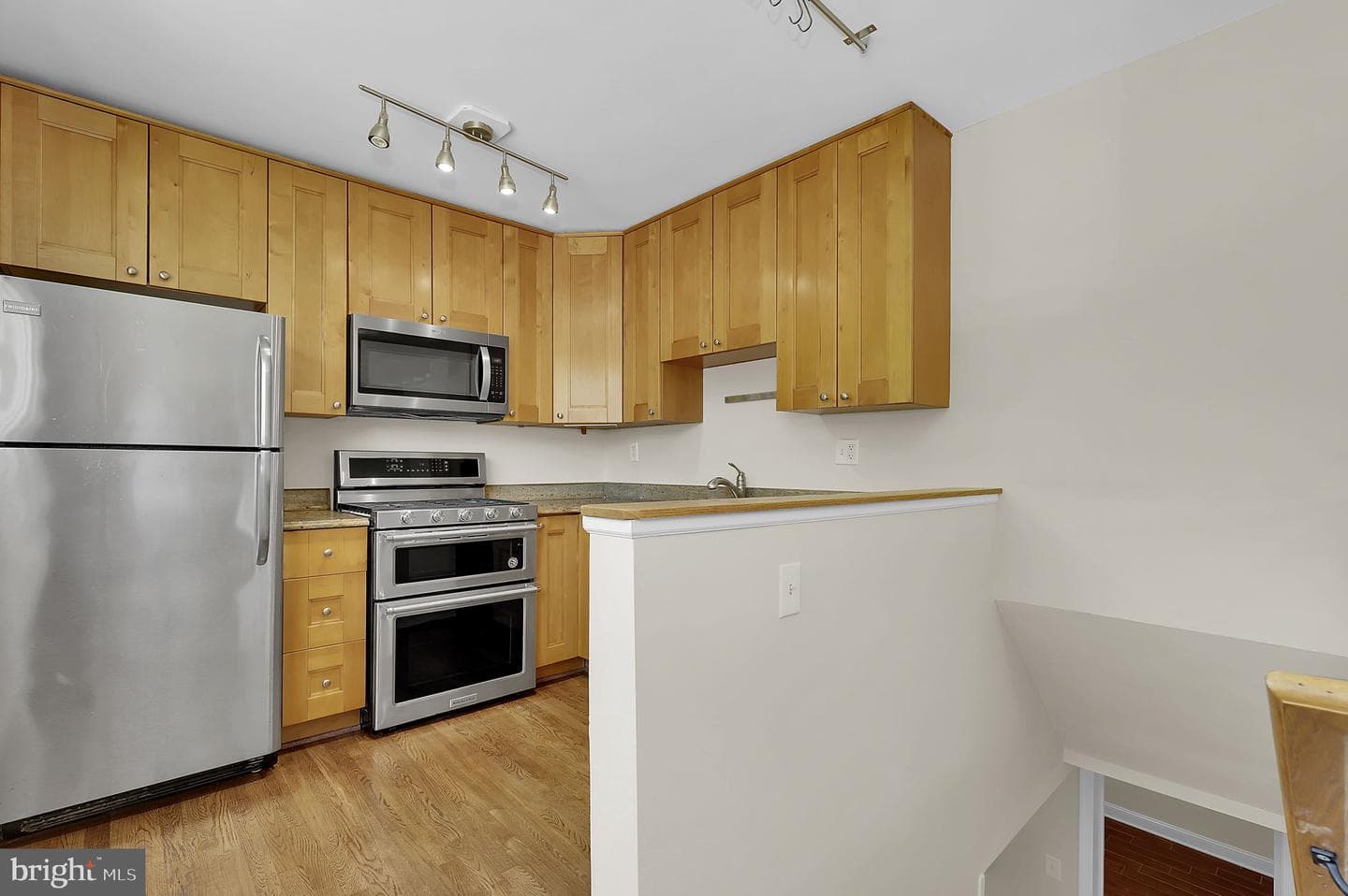 10307 Insley Street photo 6