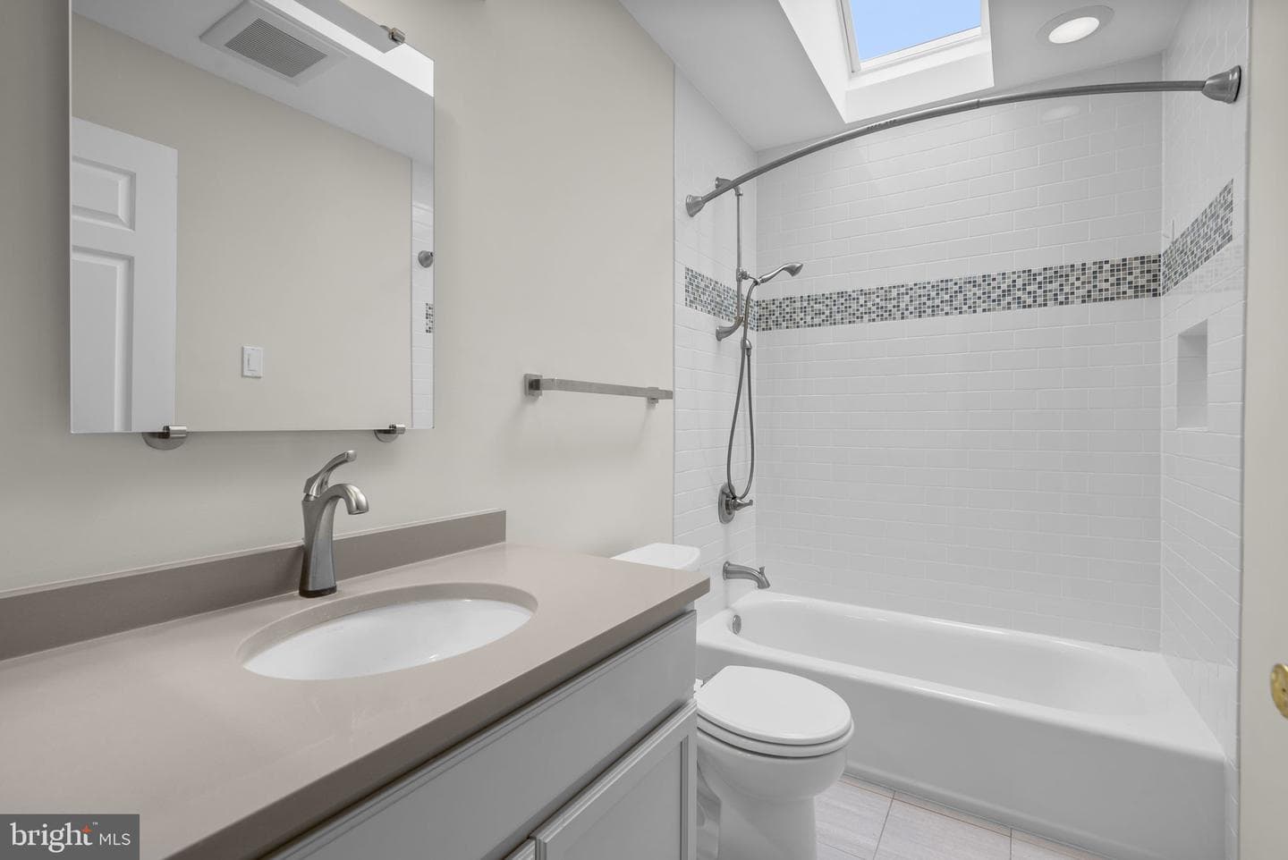 1119 Halesworth Drive photo 30