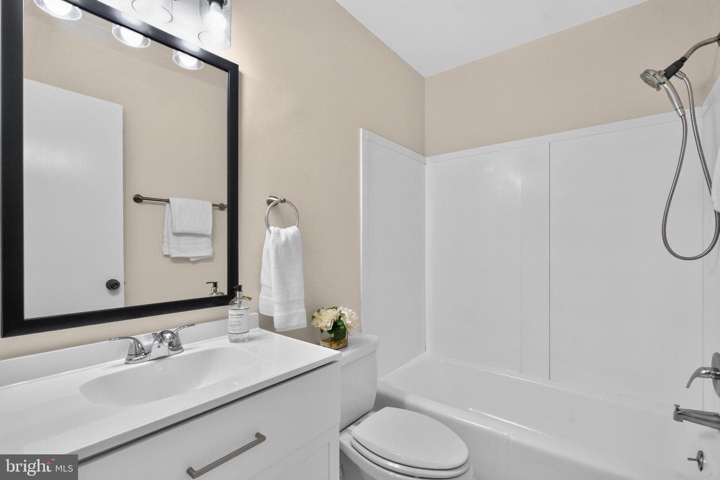 11000 Lopa Lane photo 28