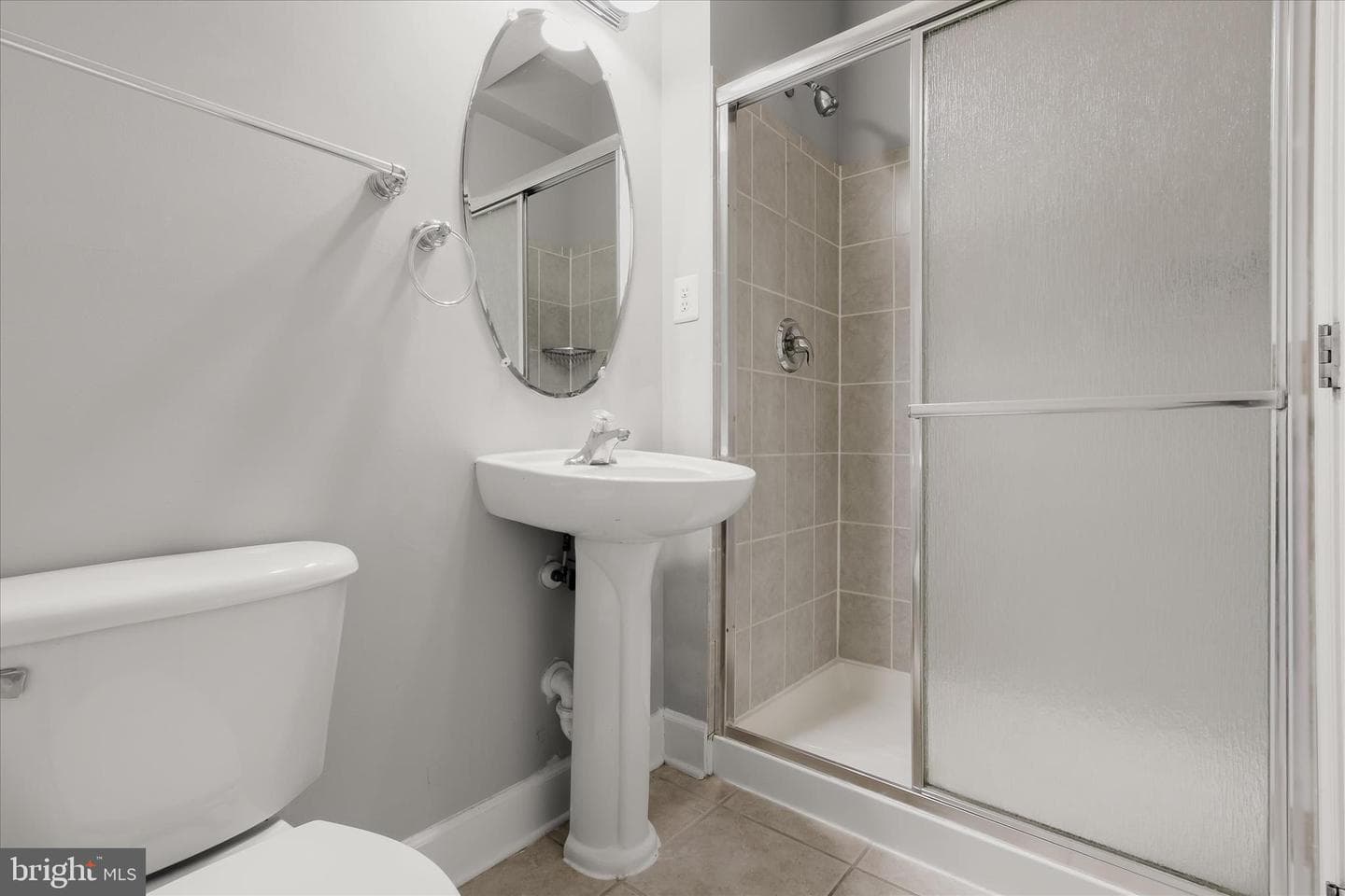563 Pelican Ave photo 12