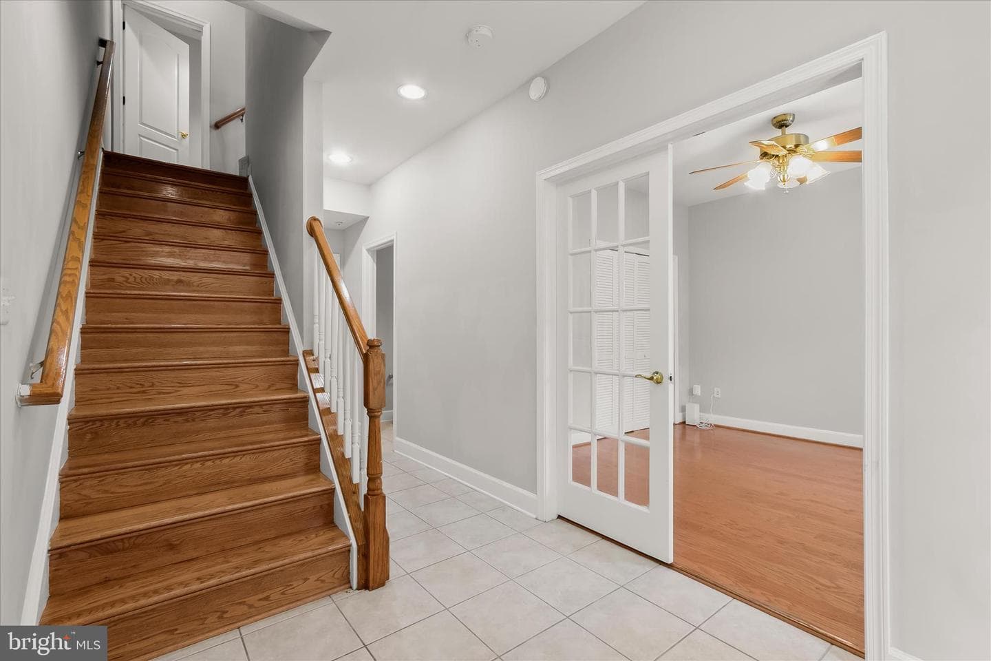563 Pelican Ave photo 8