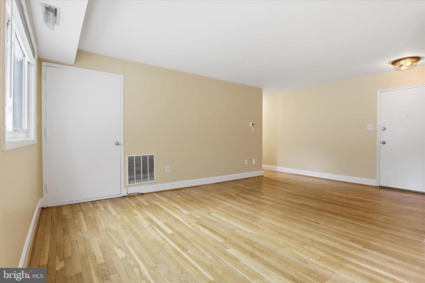 3355 University Boulevard W #106 photo 4