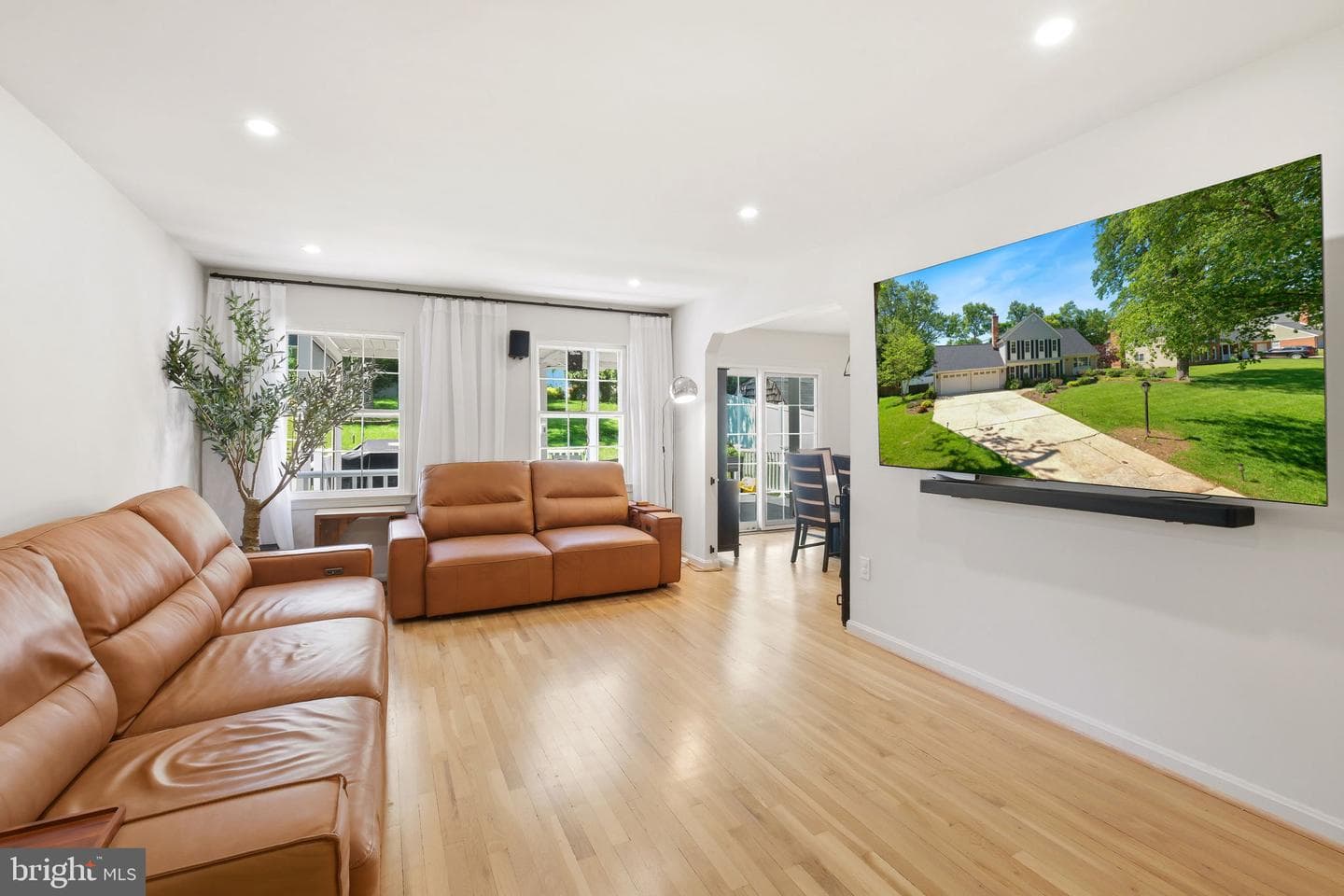 13716 Lockdale Road photo 11