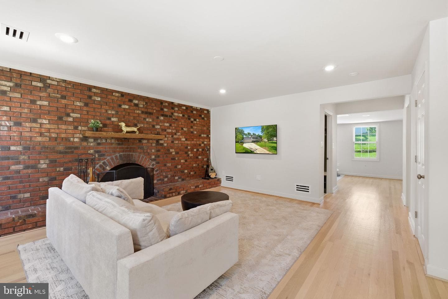 13716 Lockdale Road photo 12