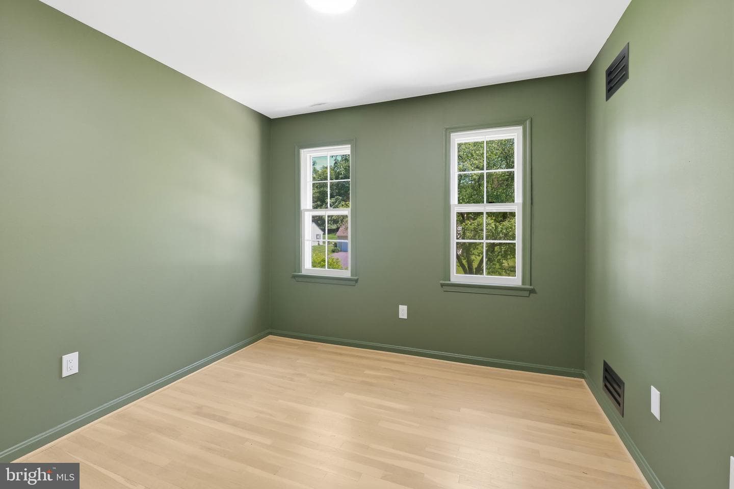 13716 Lockdale Road photo 27