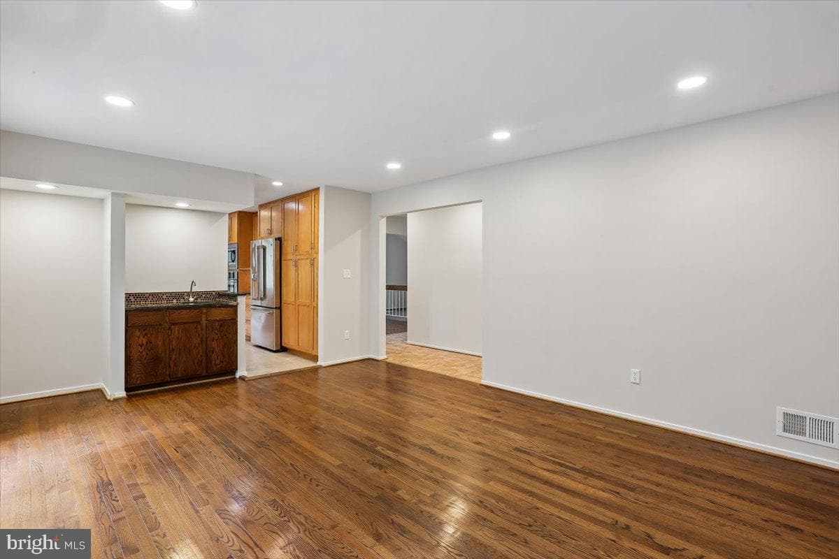 8026 Cypress Grove Lane photo 18