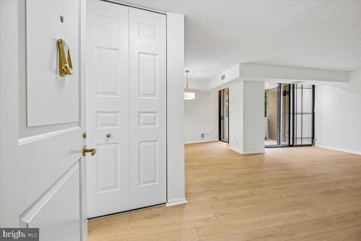 4601 N Park Avenue #210k, Chevy Chase