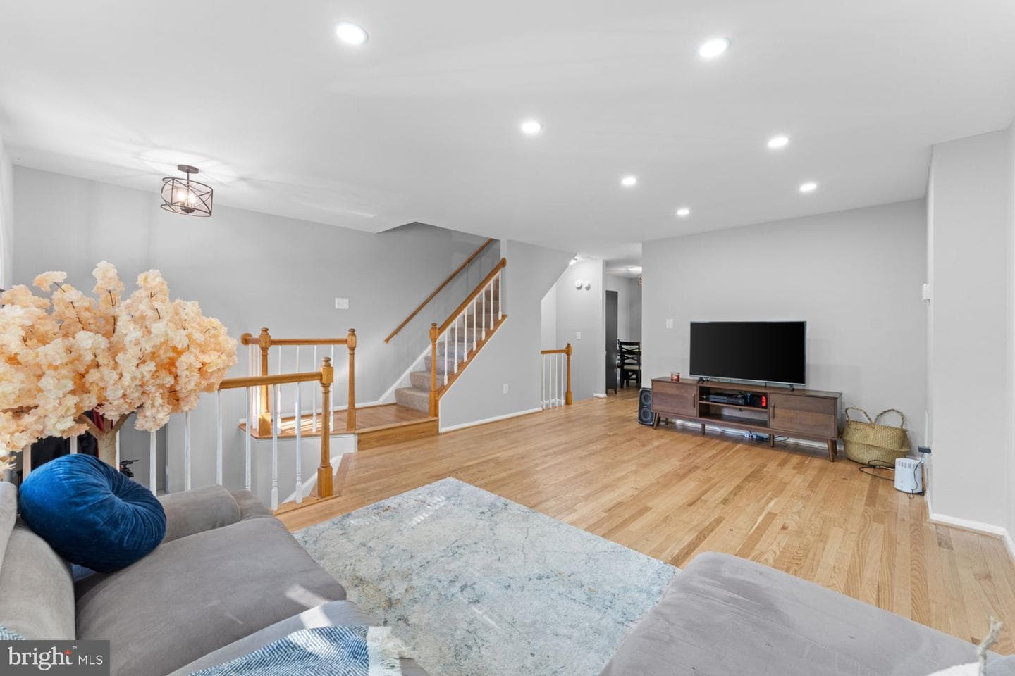 18867 Mcfarlin Drive photo 5