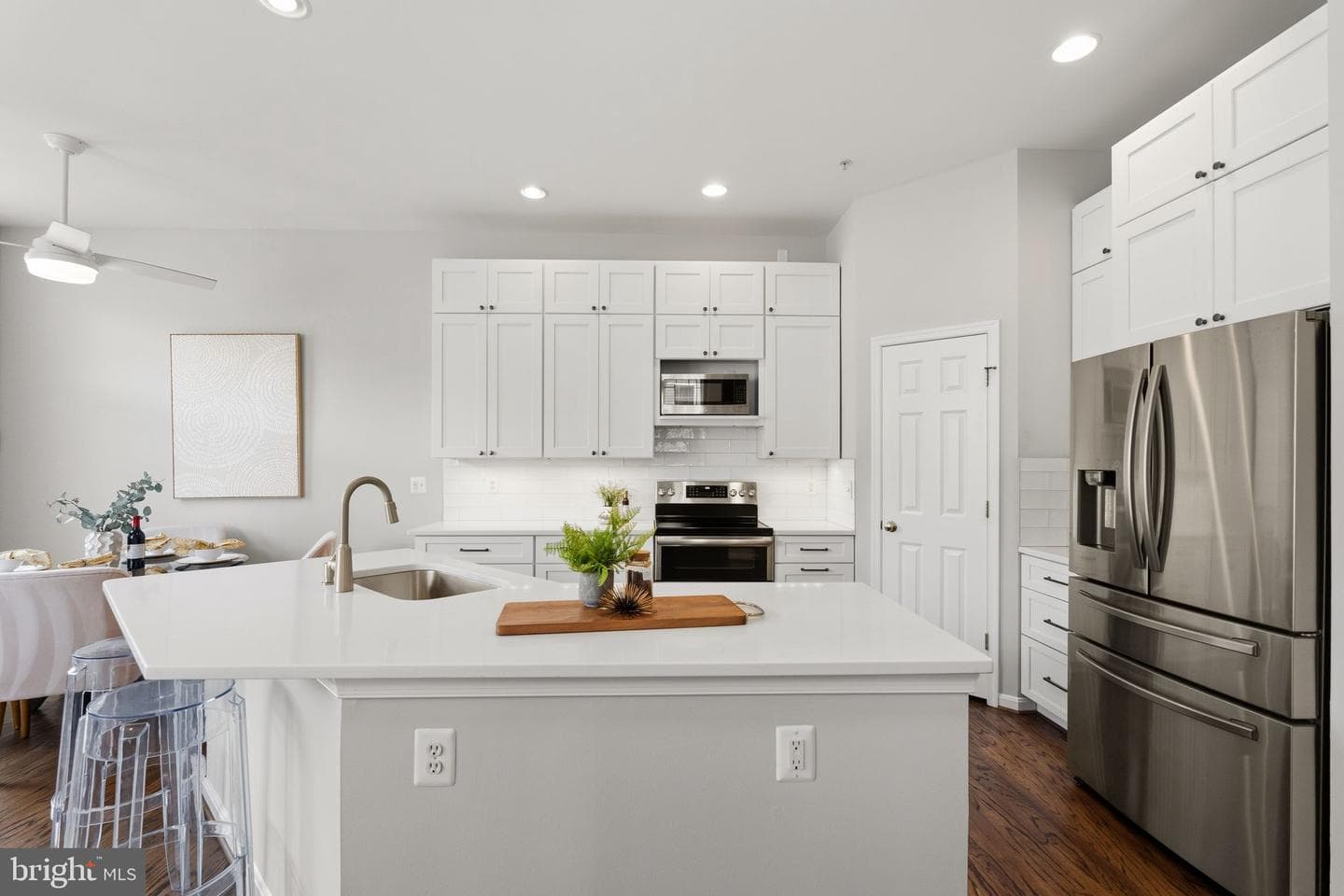1324 Main Mews photo 13