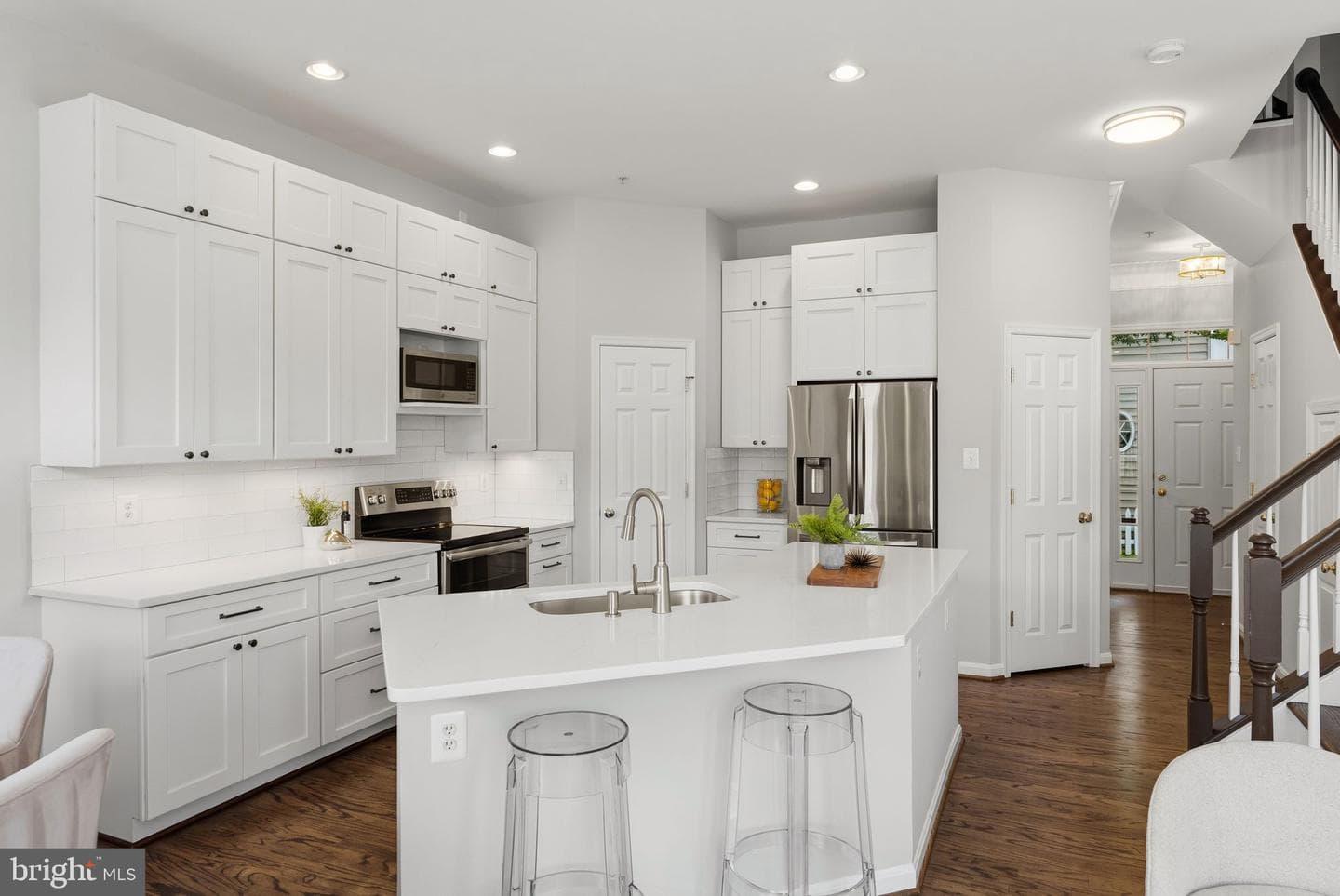 1324 Main Mews photo 14