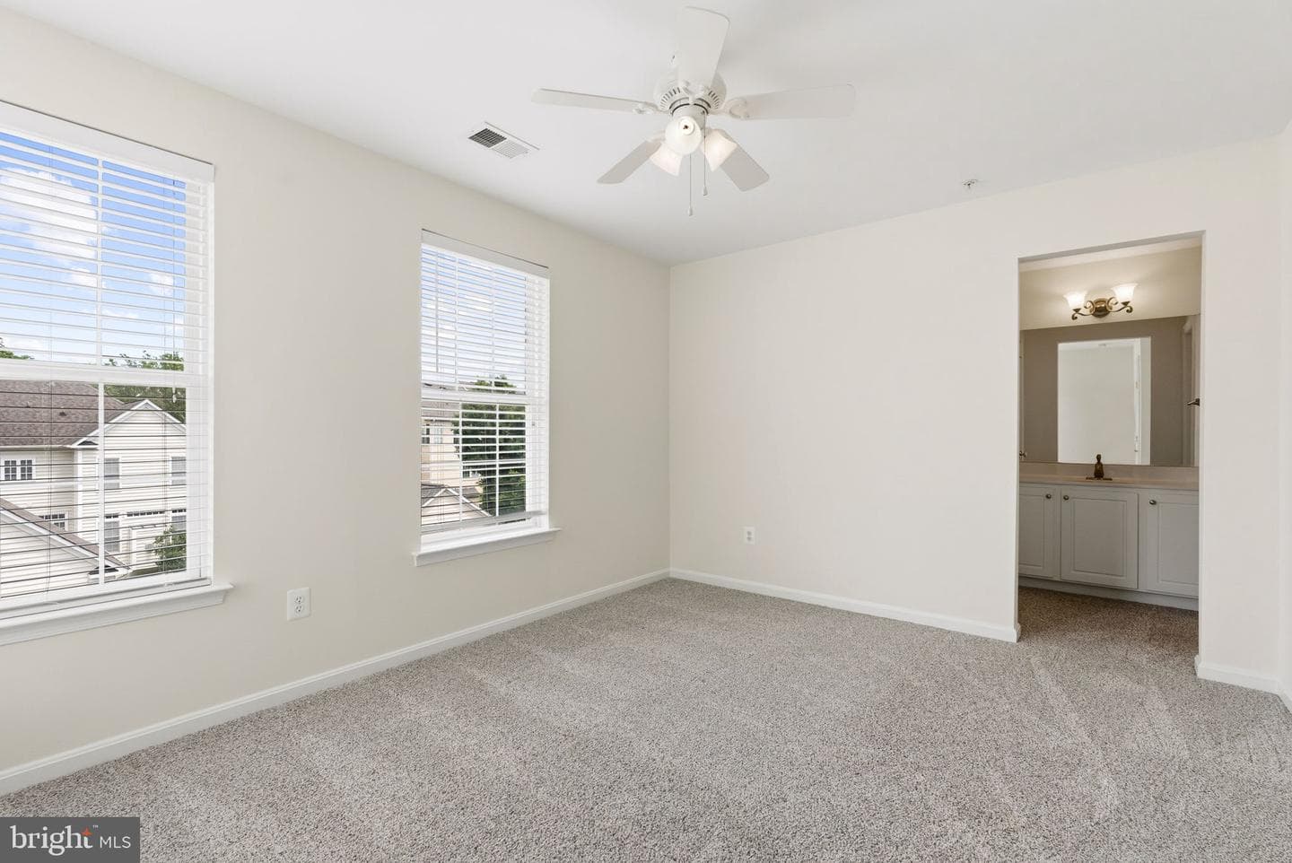 1324 Main Mews photo 52