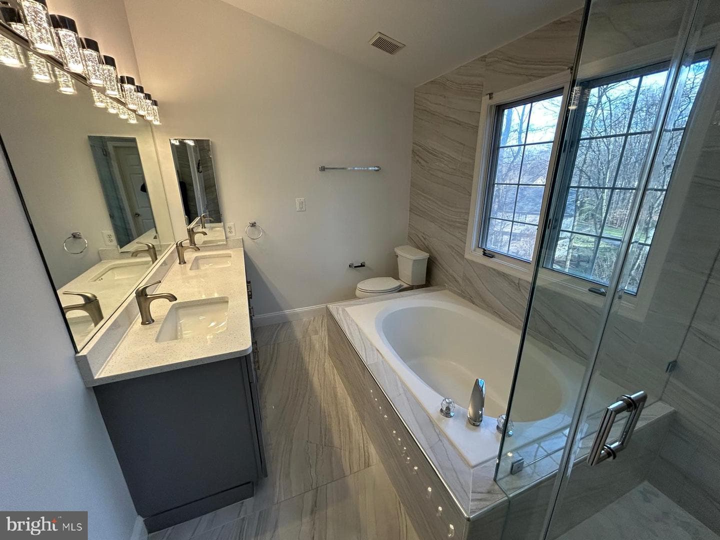 18527 Meadowland Terrace photo 22