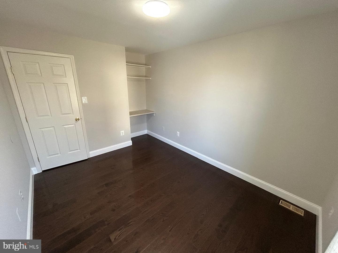 18527 Meadowland Terrace photo 33