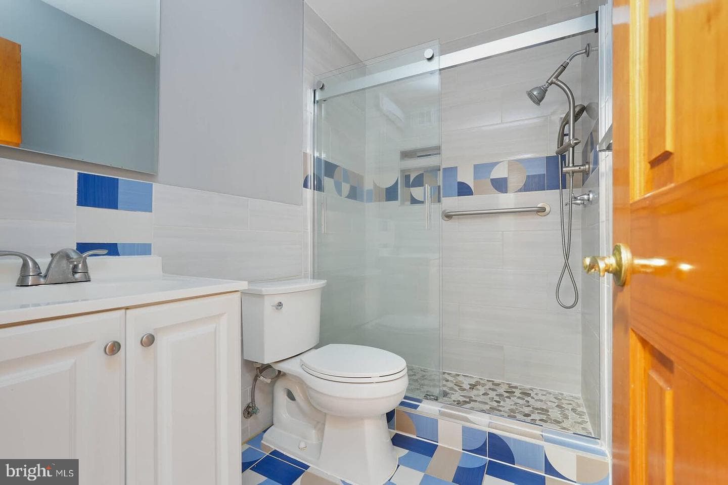 214 Pender Place photo 25