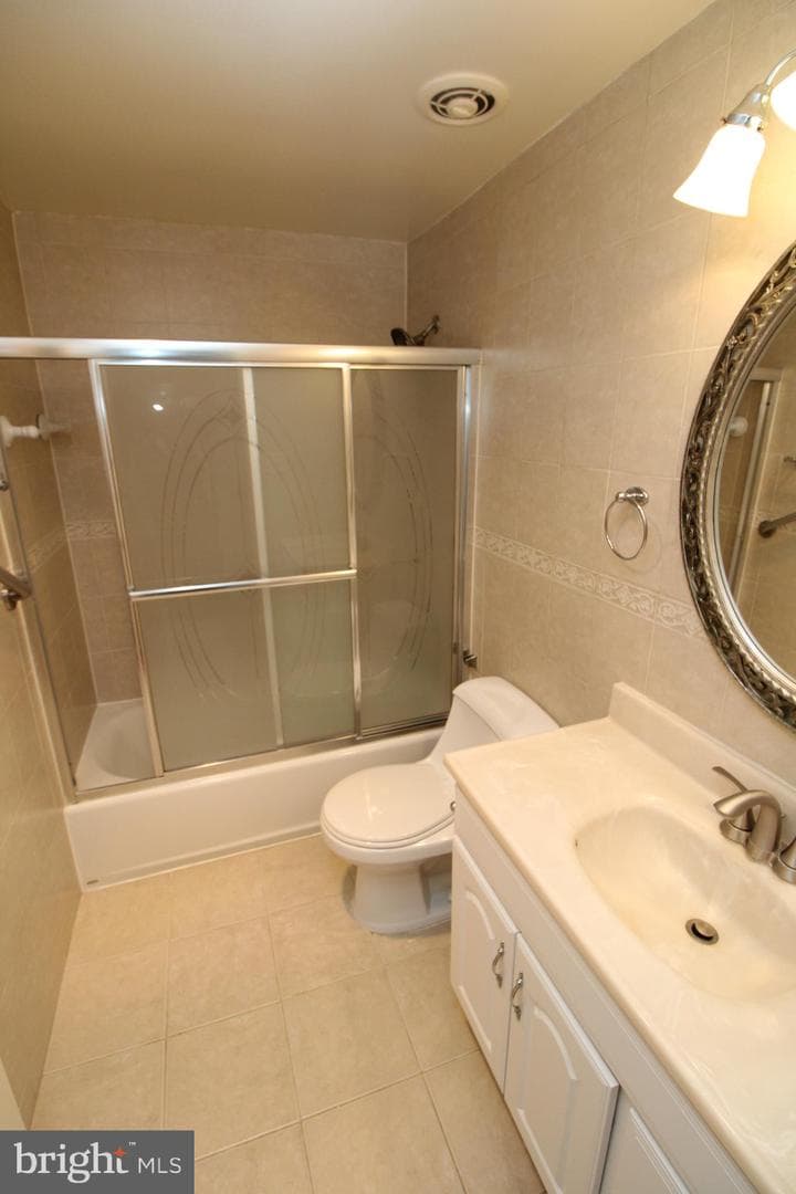 9701 Fields Road #407 photo 22