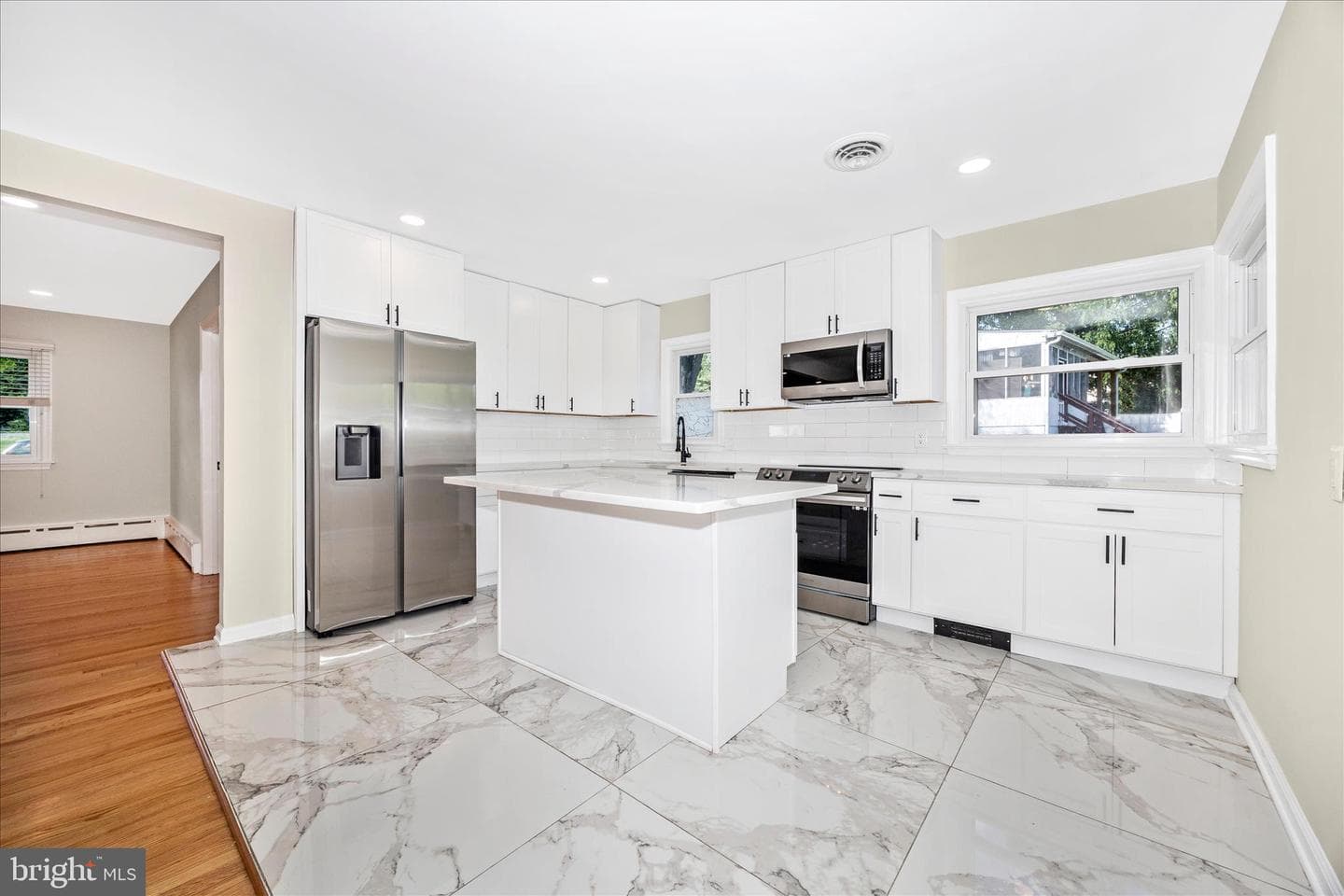 16215 Redland Road photo 13