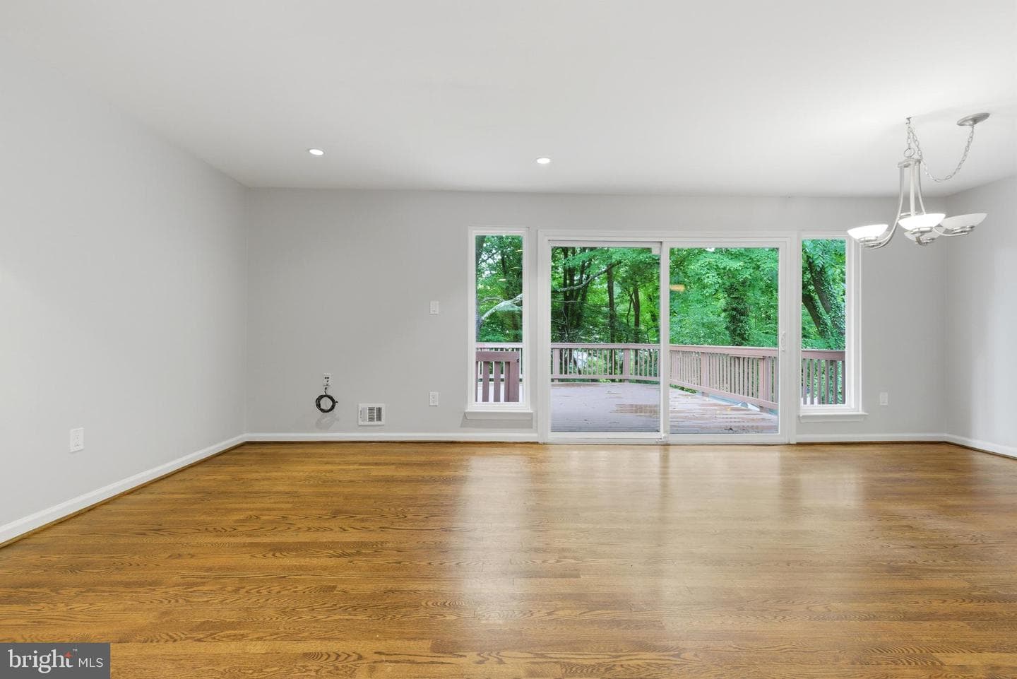 14114 Arctic Avenue photo 13