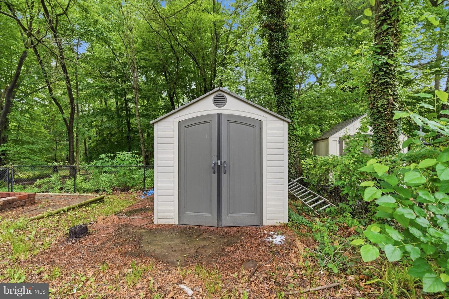 14114 Arctic Avenue photo 40