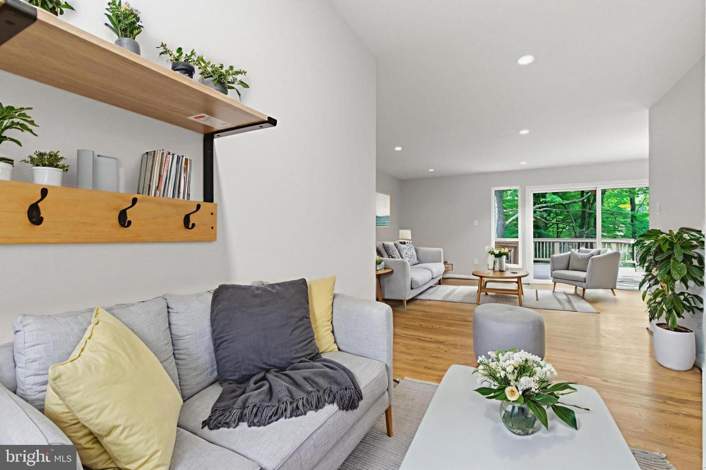 14114 Arctic Avenue photo 54