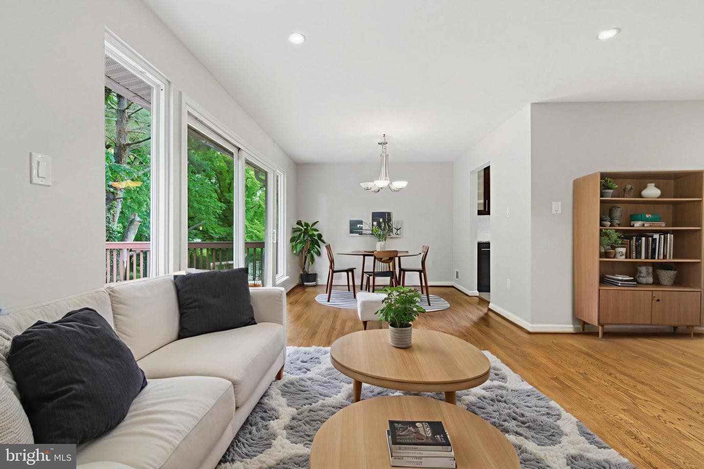 14114 Arctic Avenue photo 58