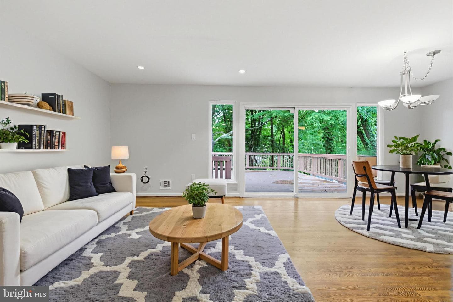 14114 Arctic Avenue photo 59