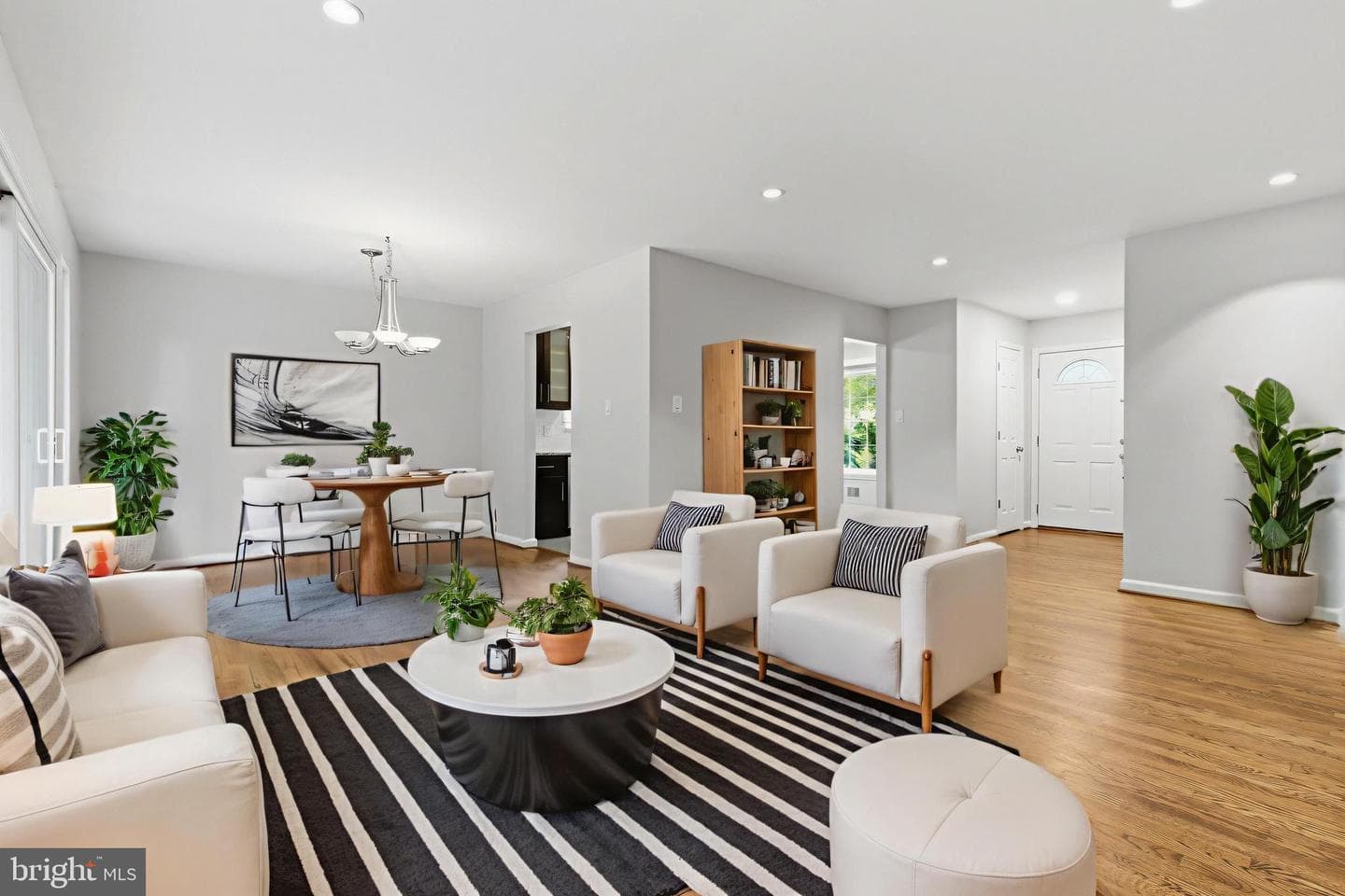 14114 Arctic Avenue photo 60