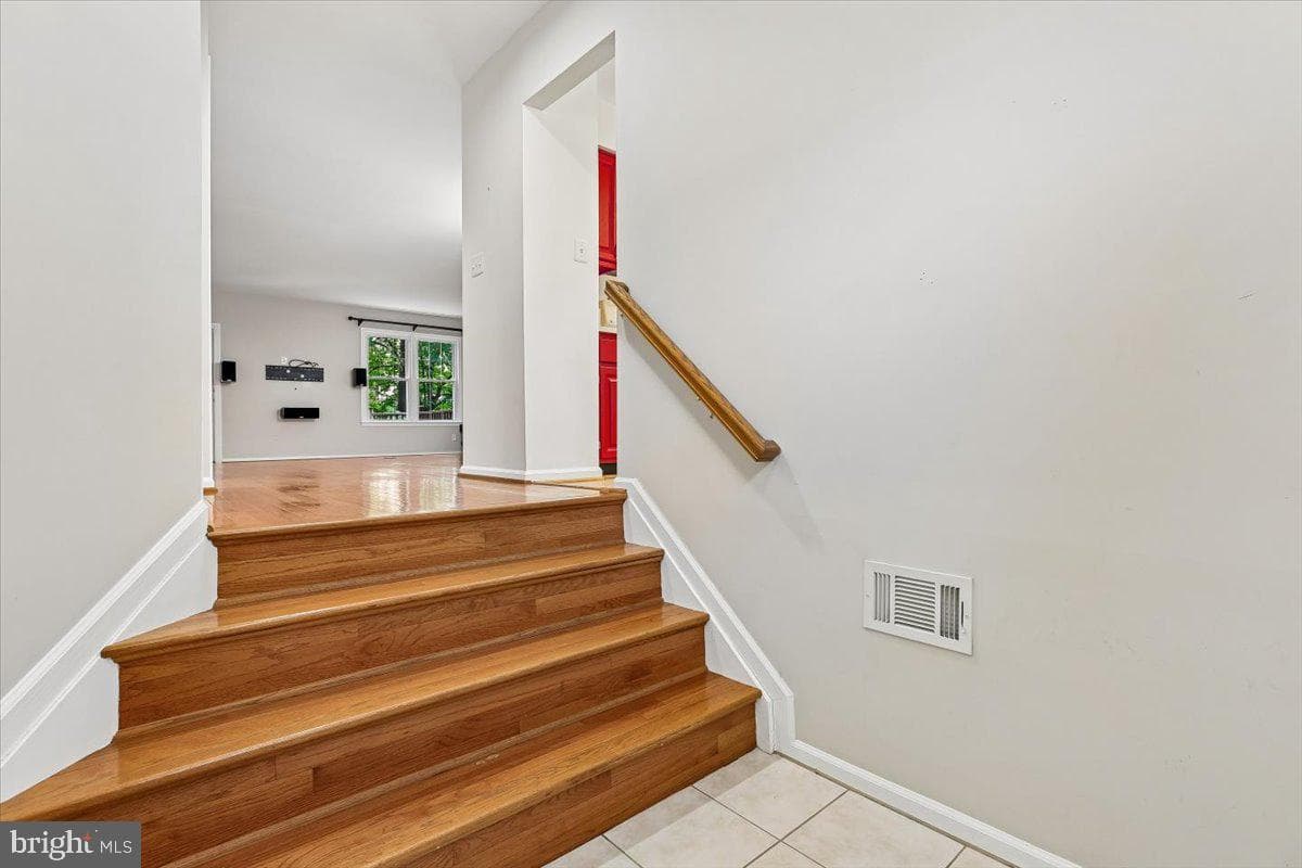 6024 Loganwood photo 12