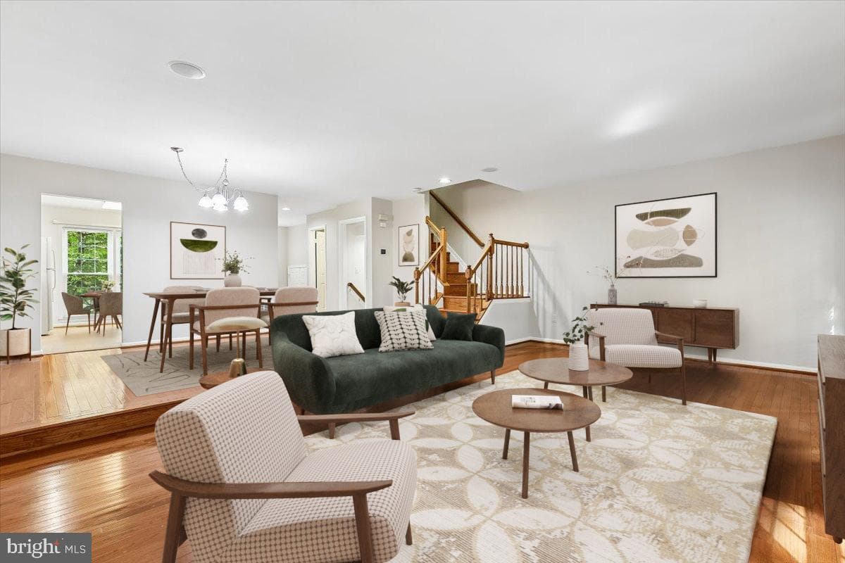 6024 Loganwood photo 13